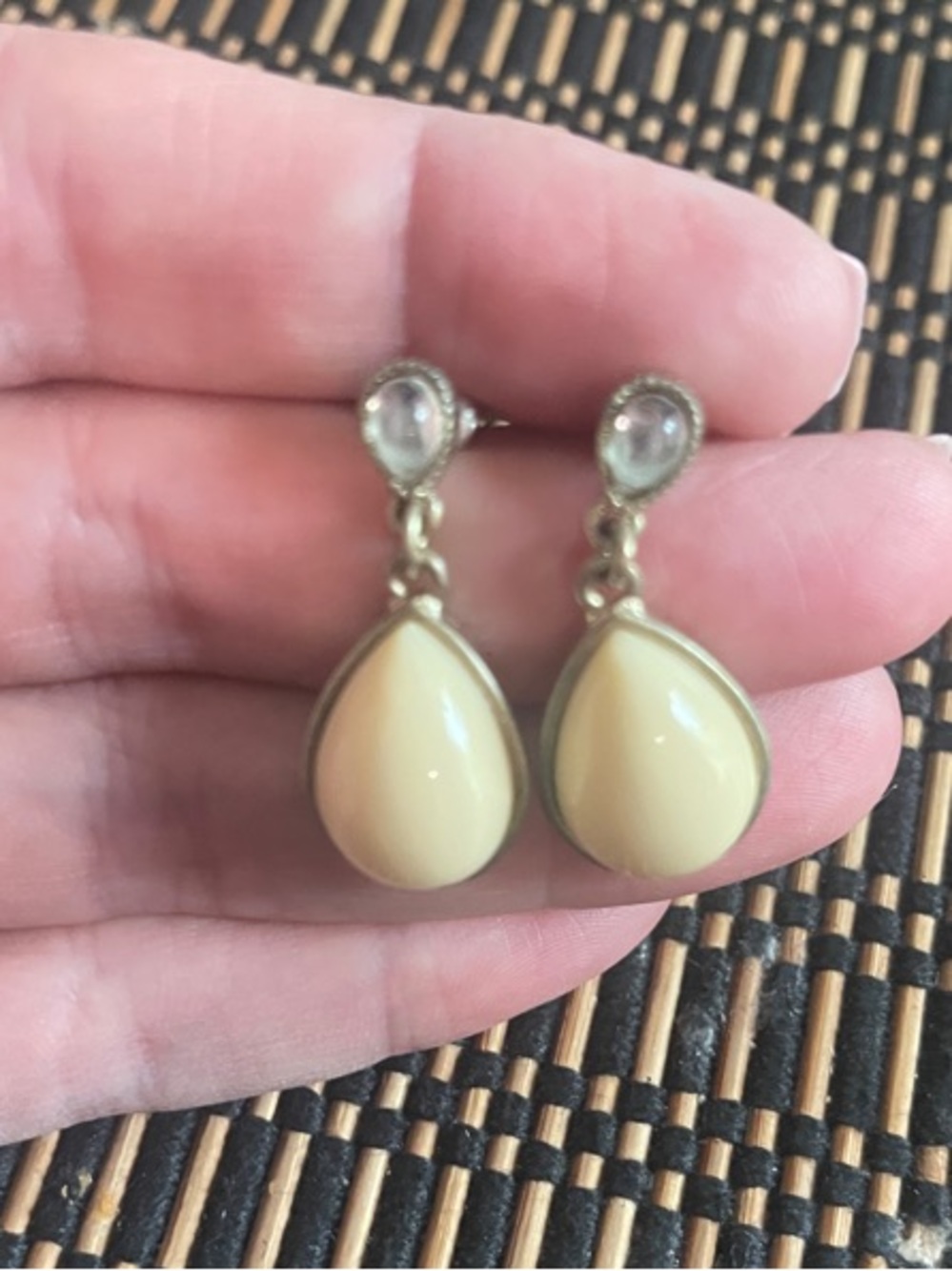 Yellow Teardrop Drop Earrings - Women's Fashion Jewelry